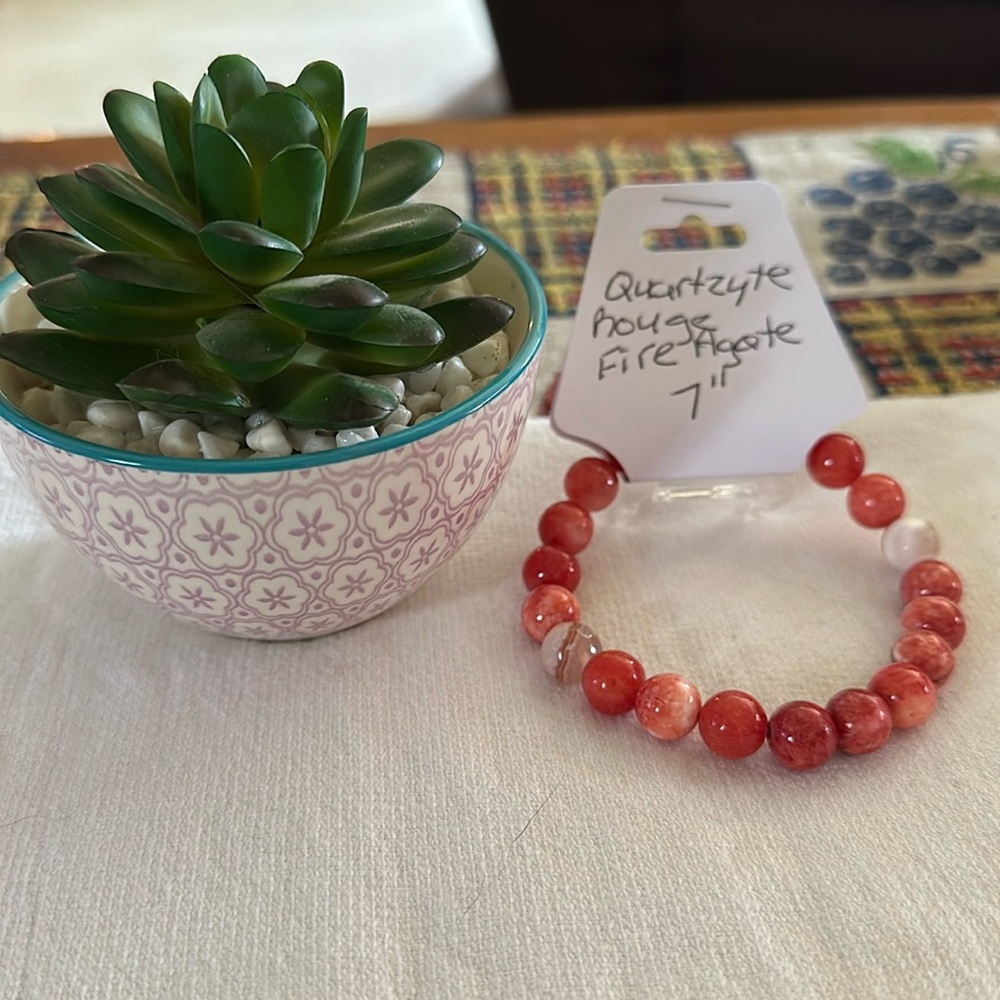 Hand Crafted Quartzite Rouge Fire Agate Stretch Bracelet
